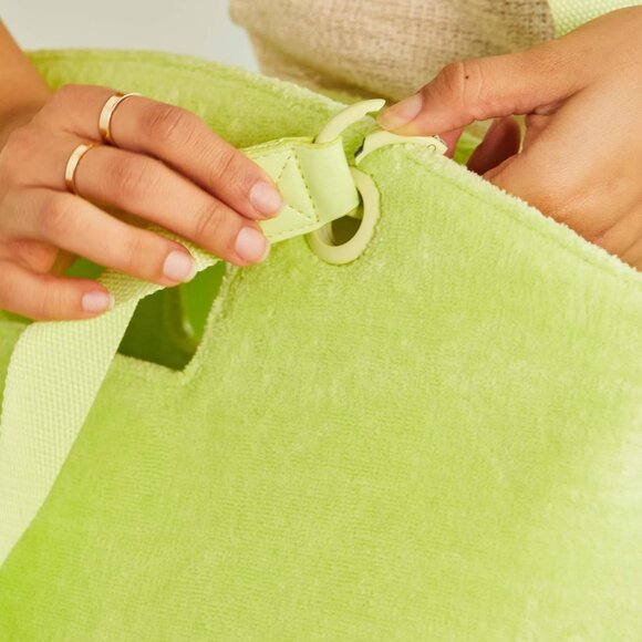 Beis Terry Tote in Citron, Brand New, Never Used - Picture 6 of 12